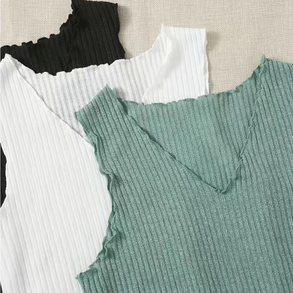 GREEN 2 Piece Set Ribbed Lounge Wear - Picture 3 of 7